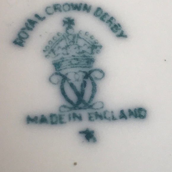 Mikado Royal Crown Derby bone china plates - Picture 7 of 12